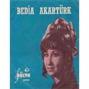 Bedia Akartürk - Kozandğı Çatal Matal / Dam Üstünde Çul Serer download free