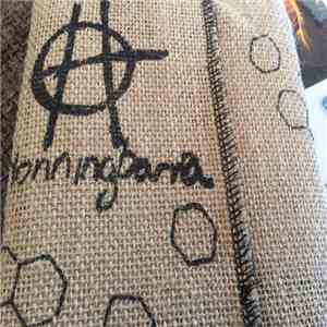 Honningbarna - La Alarmane Gå download free